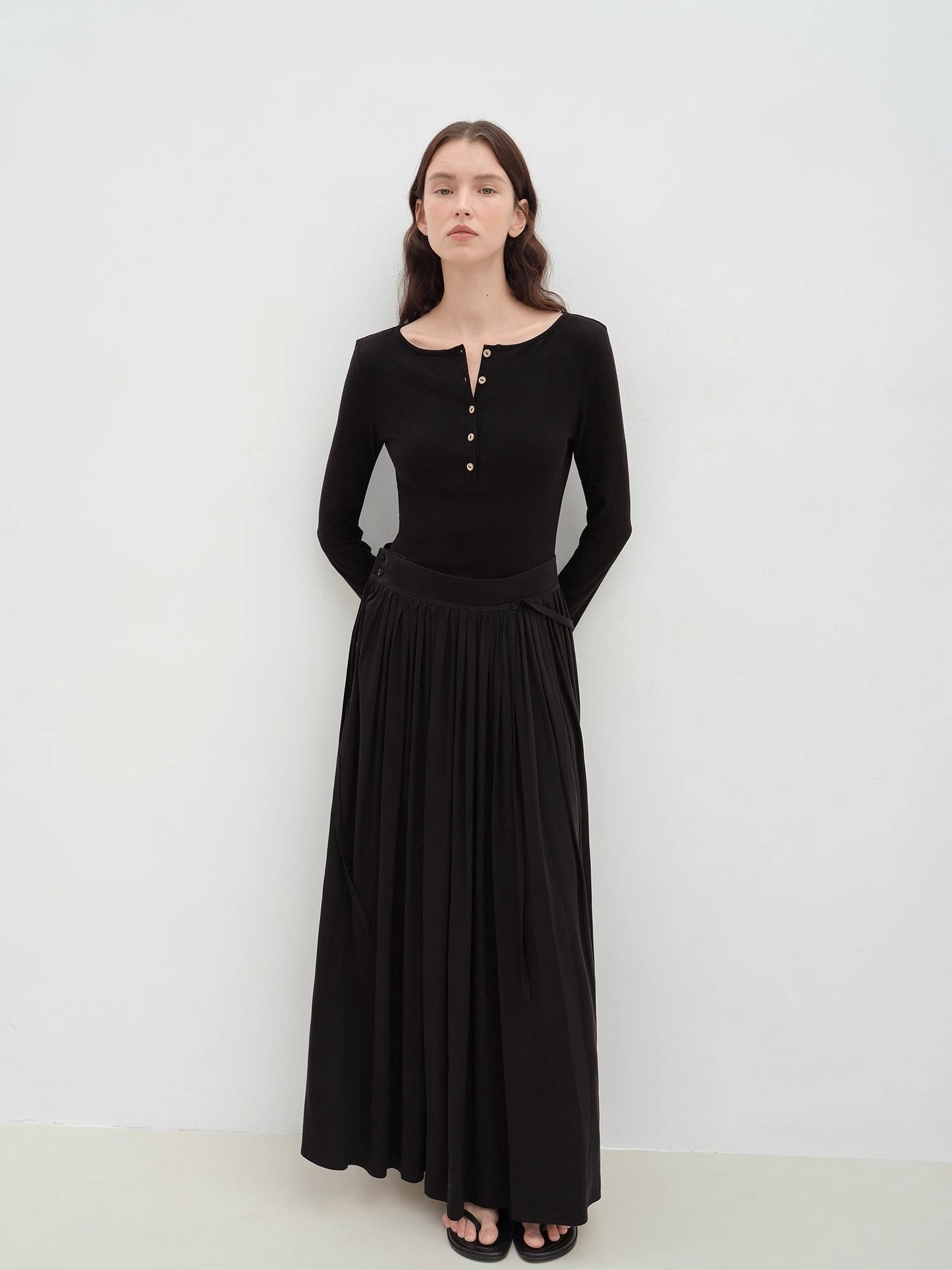 "Floating Lights on the Sea" Adjustable Waist Pleated Straight Skirt