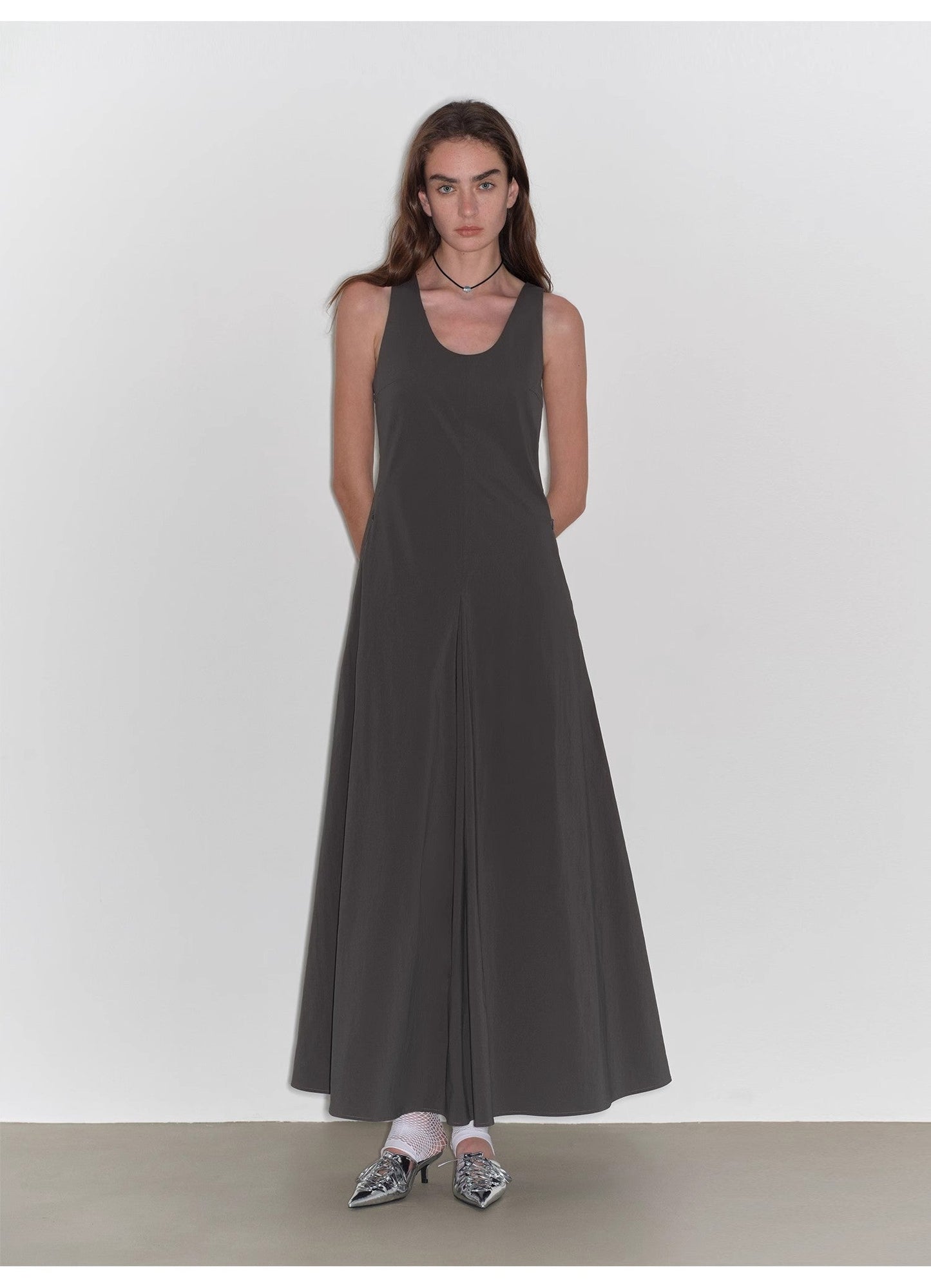 "Lake Bled" Simple and Slim Texture U-Neck A-Line Slim Fit Vest Dress