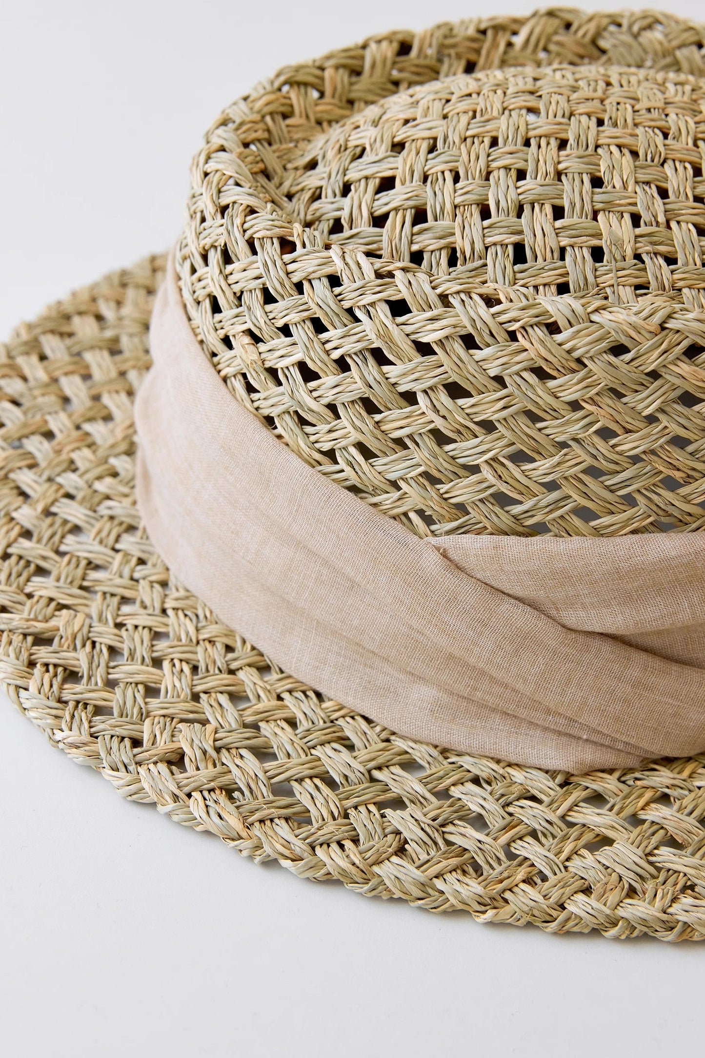 French Retro All-Match Salty Grass Woven Concave Top Sun Hat for Summer