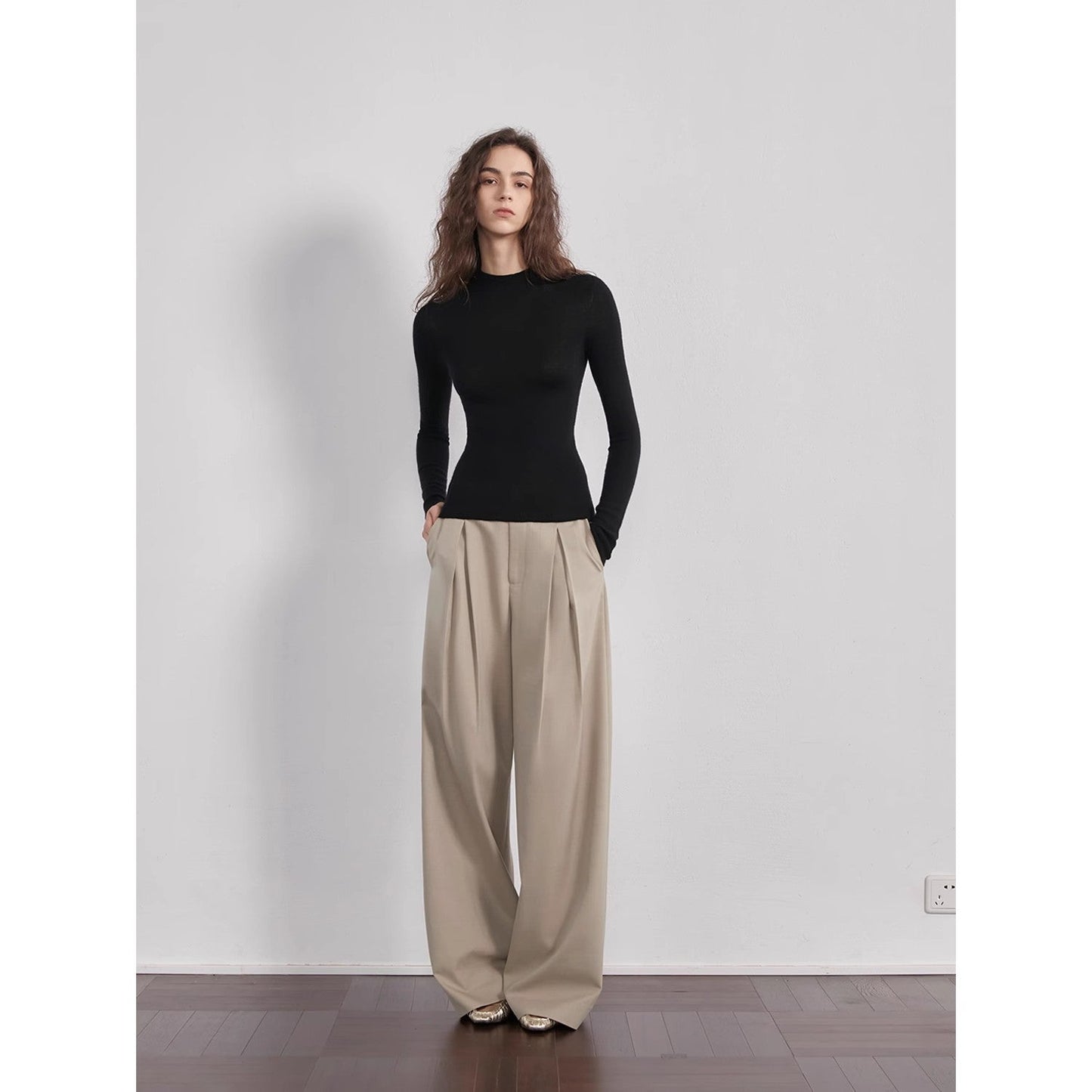 “Street Sketch”Fine-Spun Wool Fashion, Waistless Pleated Loose-Fitting Straight-Leg and Wide-Leg Casual Trousers for Wom