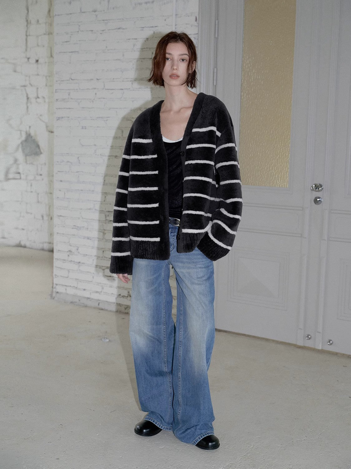 Vitality Girl Classic Simple Versatile Striped Splicing V-Neck Drop Shoulder Merino Sheepskin Coat