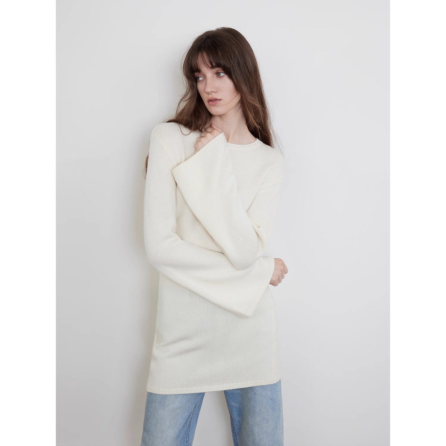 Merino Wool Fashionable Waist Slimming Trumpet Sleeve Sweater for Women