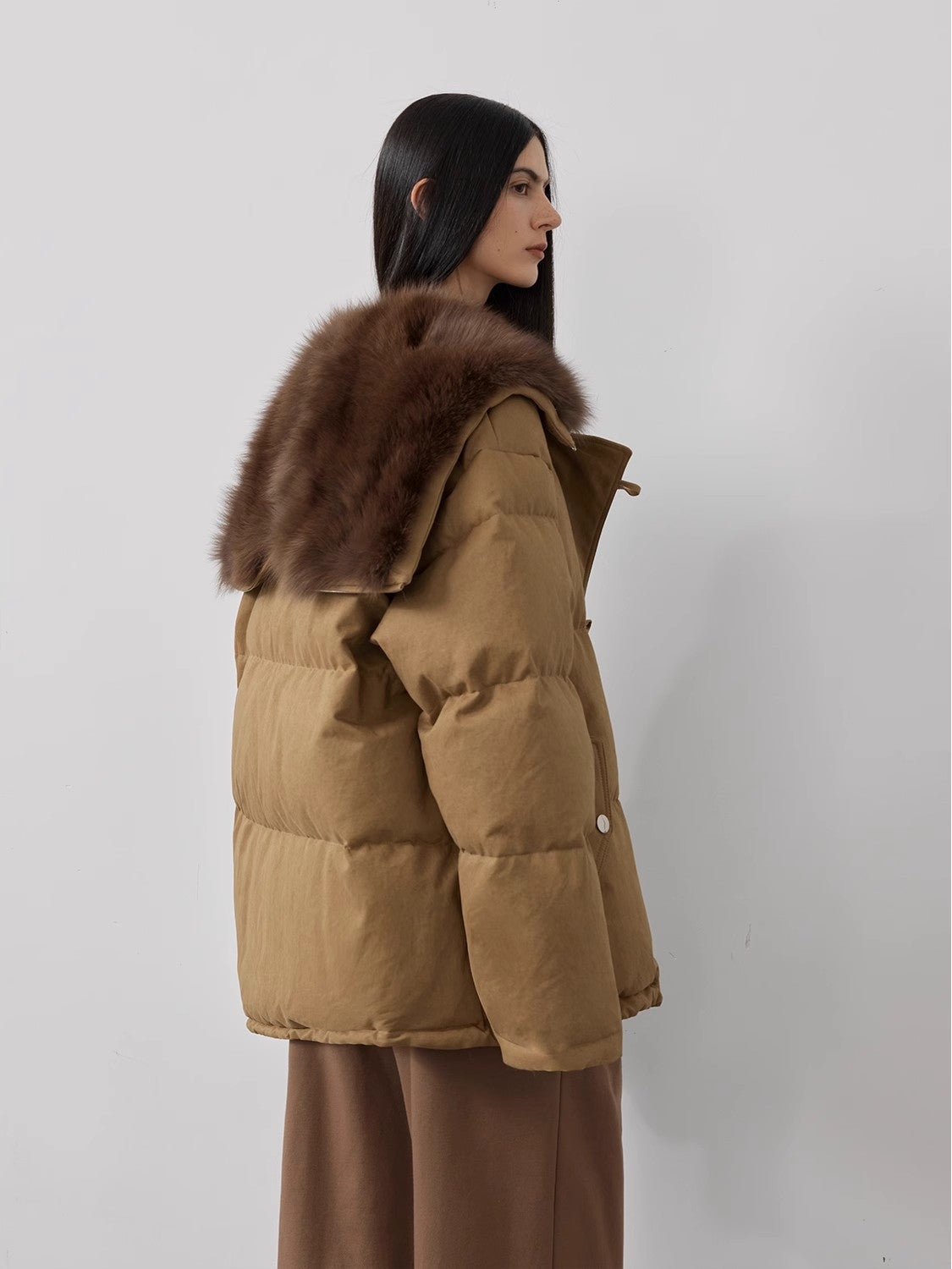 Fireladyfur Women's Down Parka With Fox Fur and Large Lapel“Street Badge”