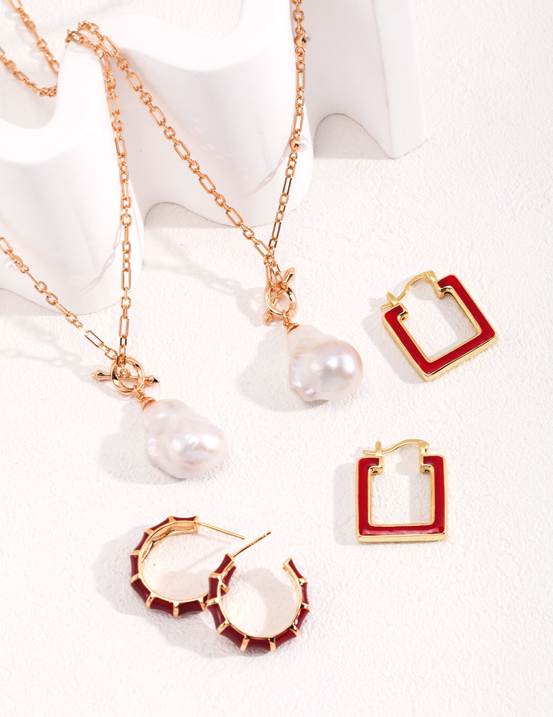 Unique Large Baroque Pearl Pendant With Gold Chain Necklace