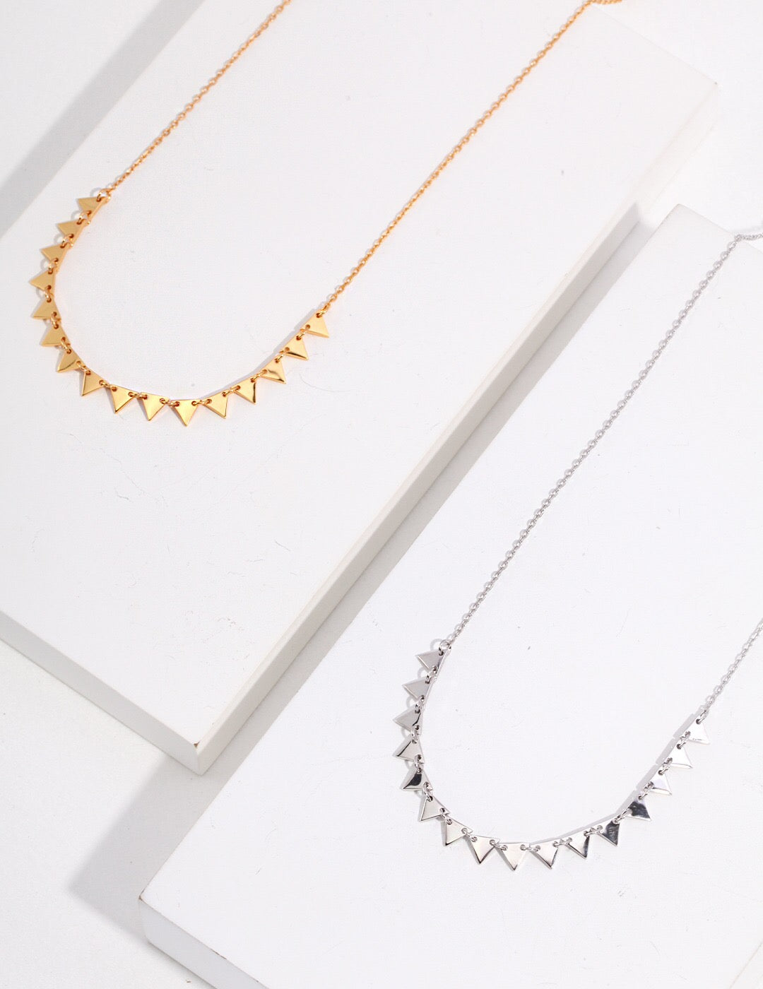 Geometric Triangle Chocker Necklace
