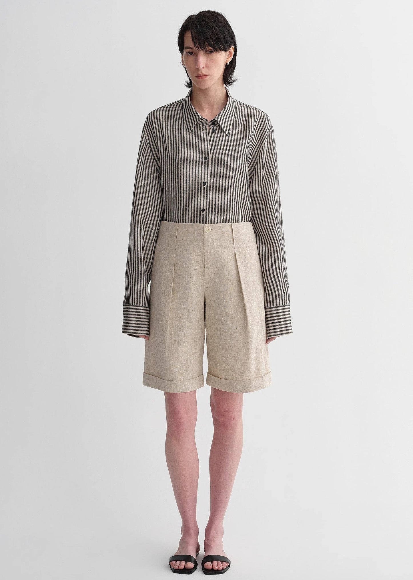 100% Linen Classic Silhouette Pinstripe Lapel Wide Breathable Long Sleeve Spring and Summer Shirt for Women