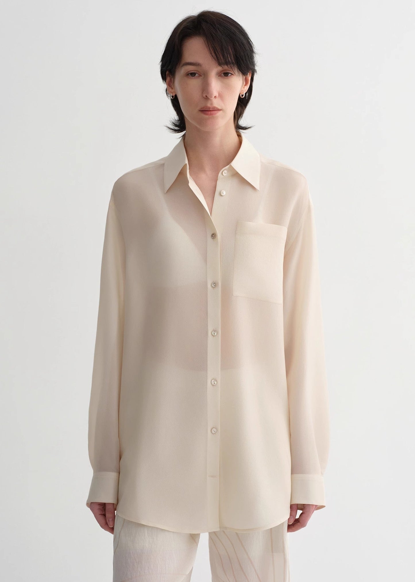 Classic Silhouette Mulberry Silk Acetate Transparent Smooth and Loose Multi-Color Spring and Summer Shirt for Women