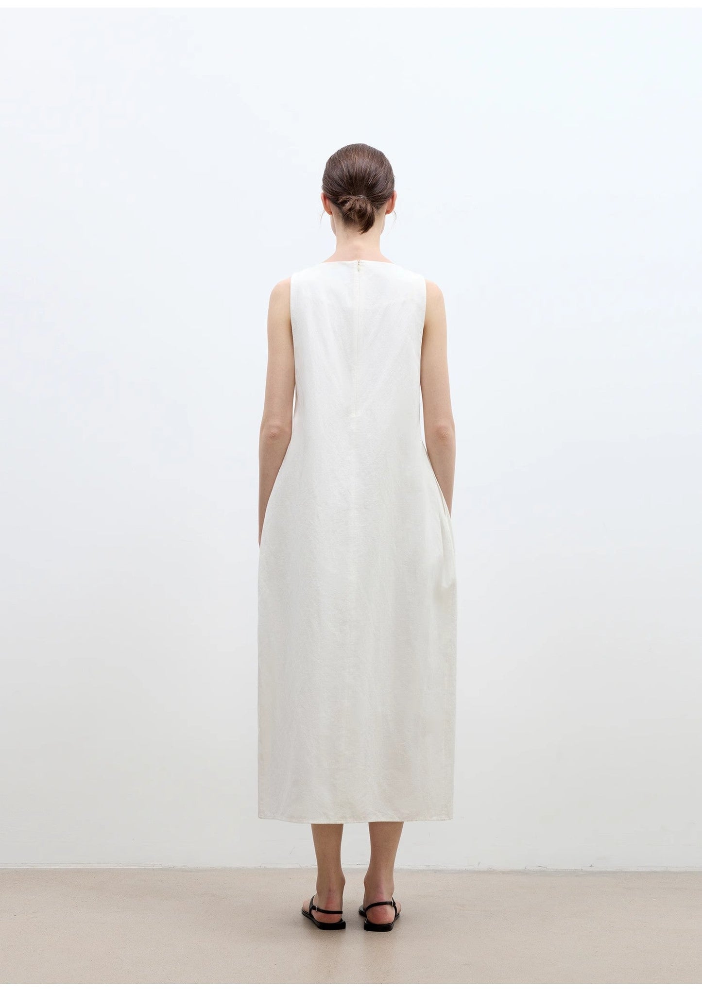 Three-Dimensional Hourglass Sleeveless Round Neck Loose Slim Dress for Women