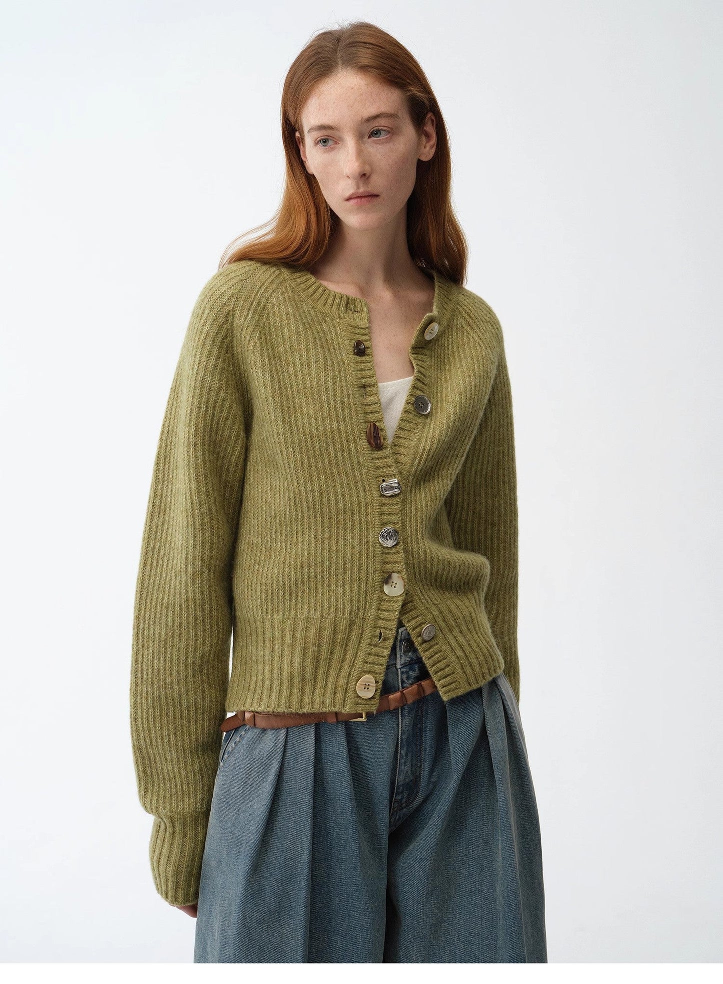 "Hokkaido Weaving Love" Wool Blend Crew Neck Cardigan Top