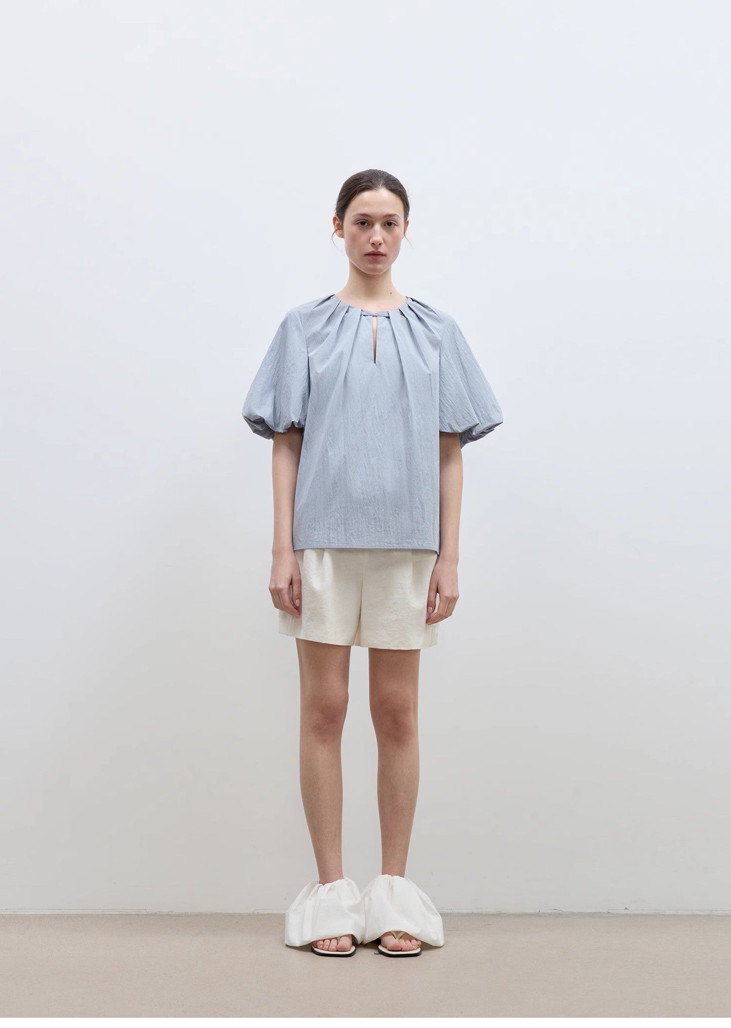 Neckline Pleated Design Round Neck Tie Puff Sleeve Short Sleeve Shirt