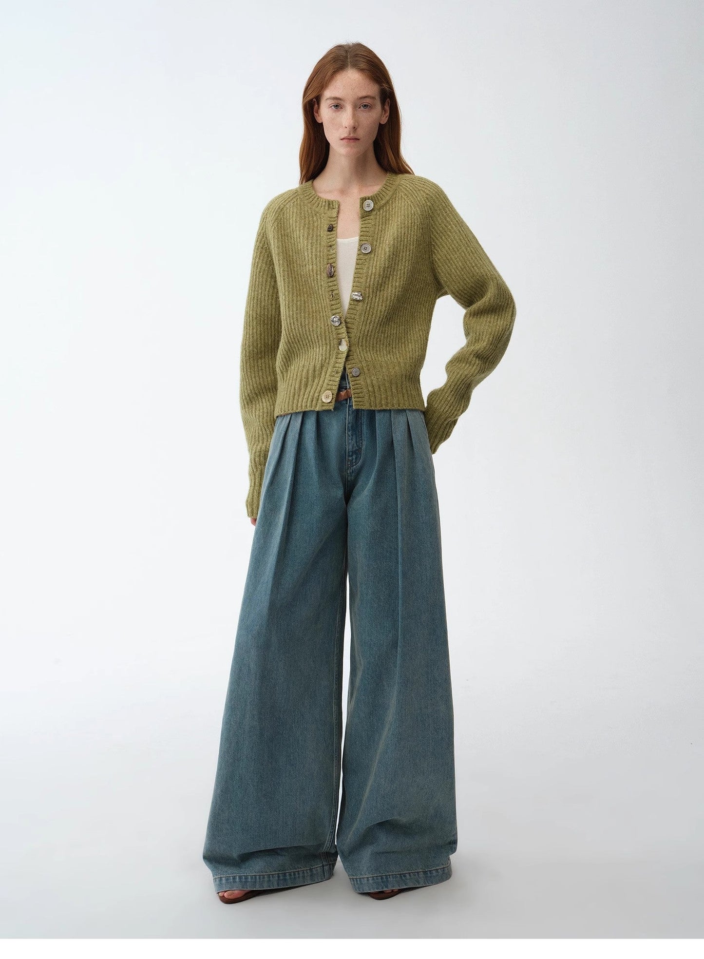 "Hokkaido Weaving Love" Wool Blend Crew Neck Cardigan Top