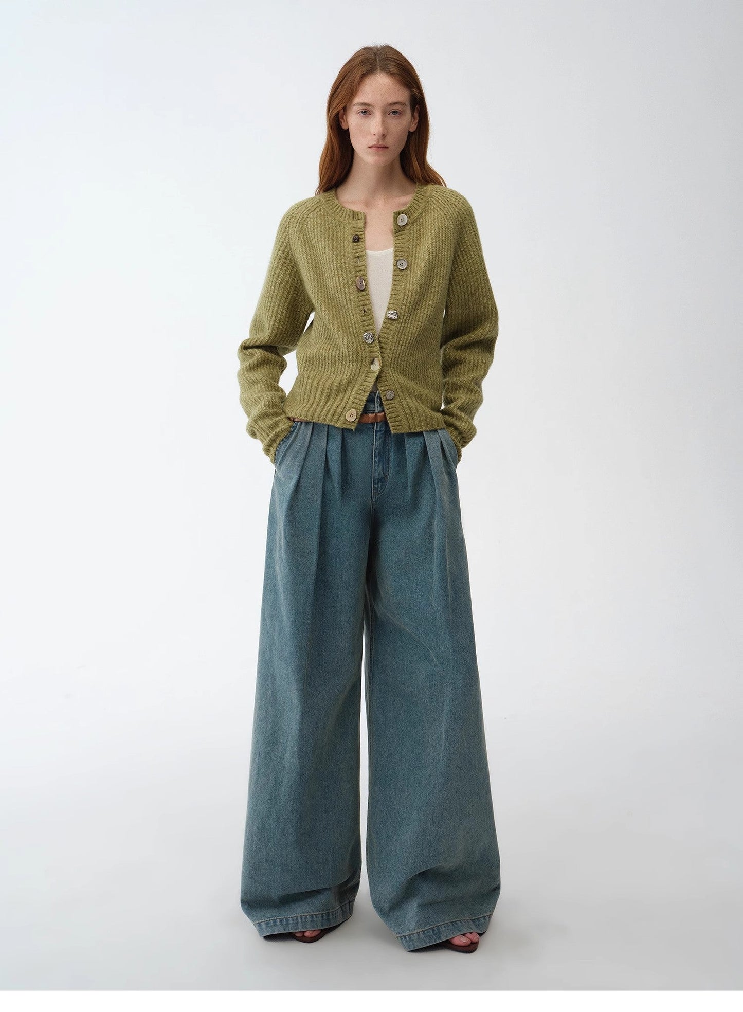 "Hokkaido Weaving Love" Wool Blend Crew Neck Cardigan Top