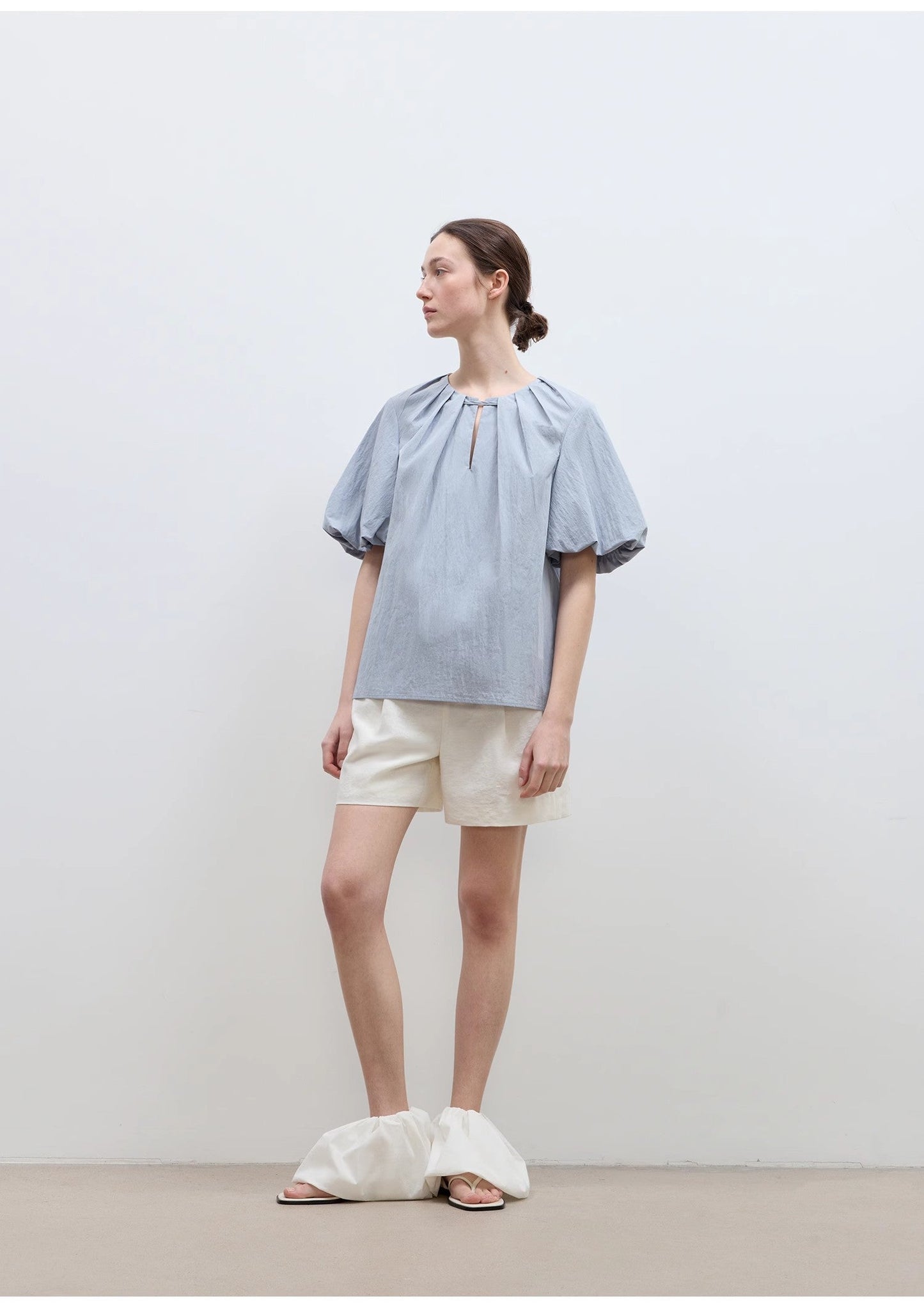 Neckline Pleated Design Round Neck Tie Puff Sleeve Short Sleeve Shirt