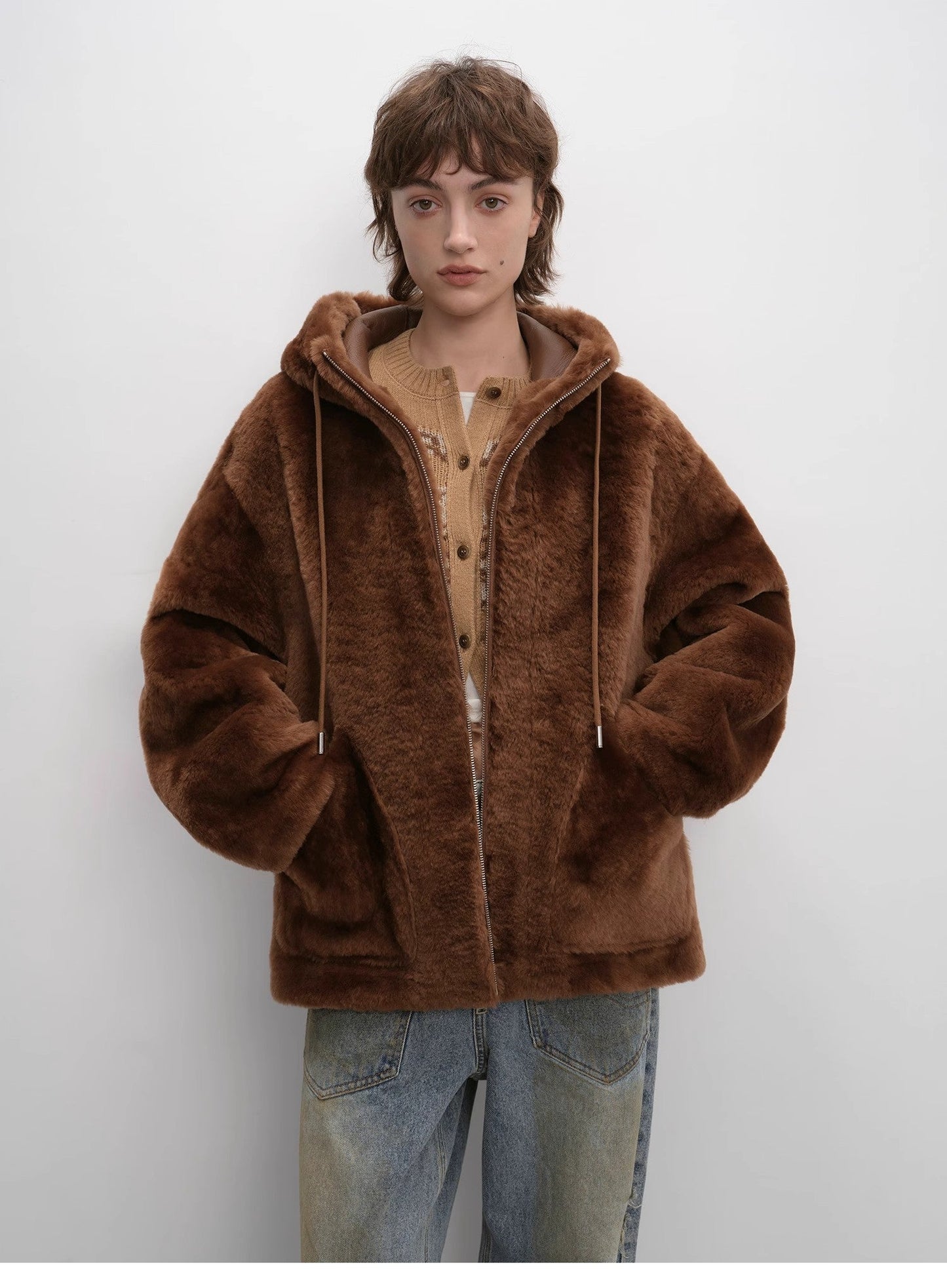 "Otaru Snow" Casual Hooded Silhouette Dropped Shoulder Merino Wool Sheepskin Fur Coat for Women