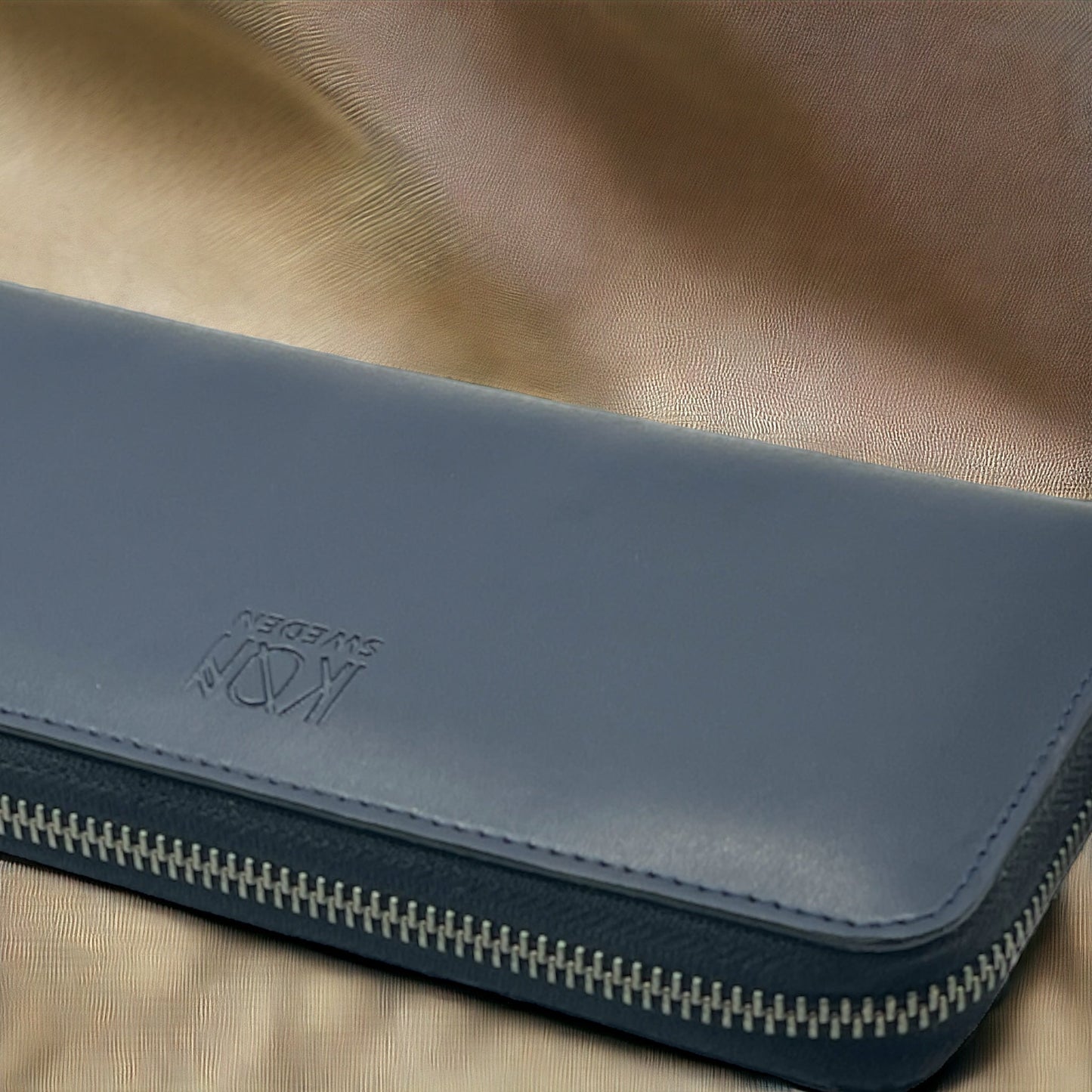 Kivik Long Zip Wallet