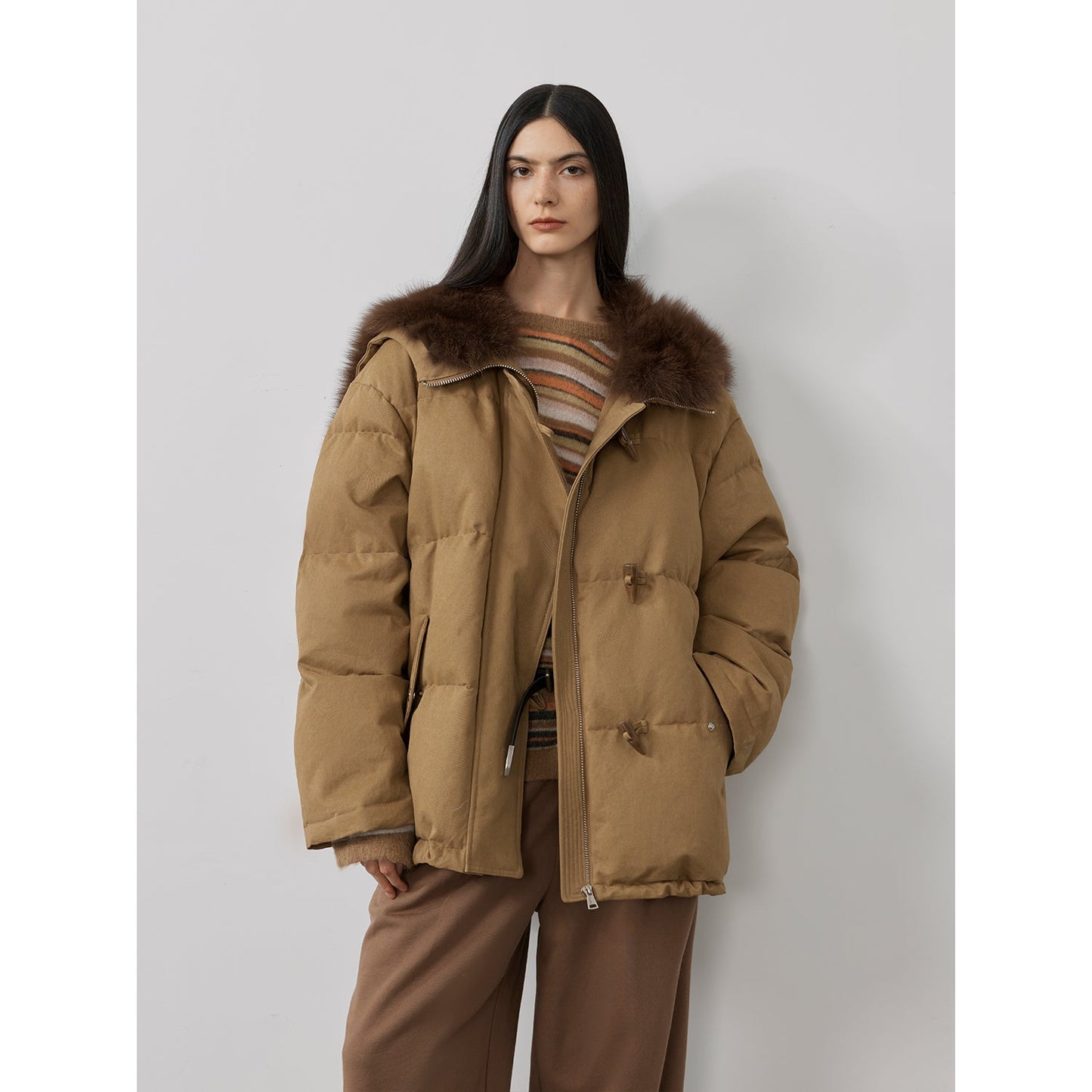 Fireladyfur Women's Down Parka With Fox Fur and Large Lapel“Street Badge”