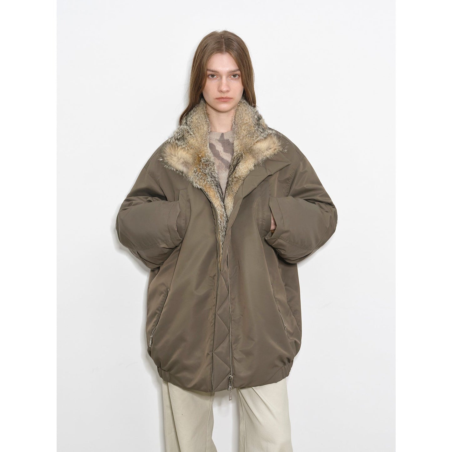 Fireladyfur Women's Warm Winter Down Jacket With a Fluffy Fox Fur Collar“Travel Notes”