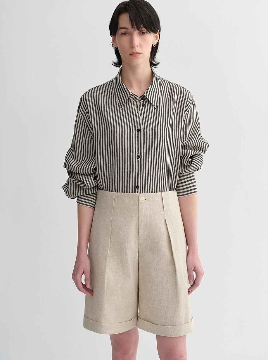 100% Linen Classic Silhouette Pinstripe Lapel Wide Breathable Long Sleeve Spring and Summer Shirt for Women